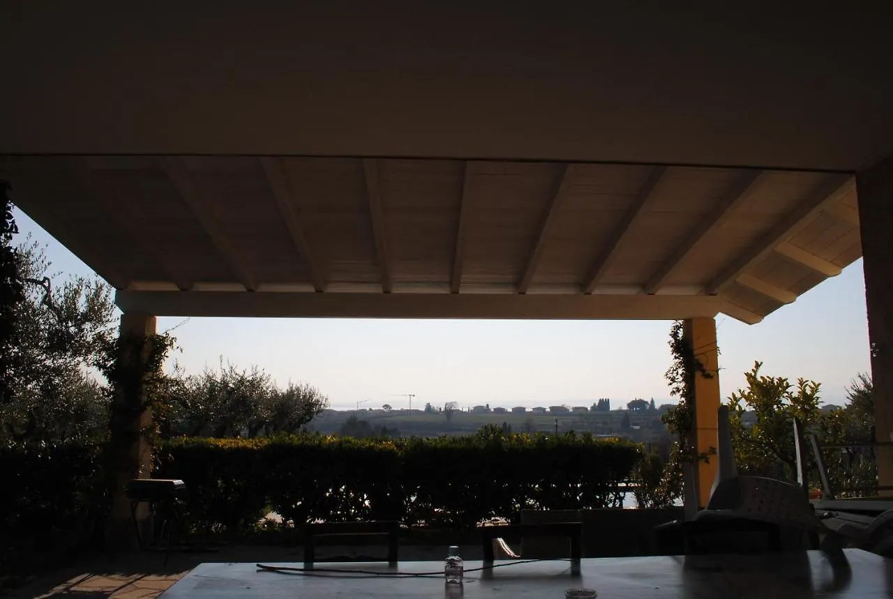 Agriturismo Melograno D'Oro Μπαρντολίνο 0*,  Ιταλία