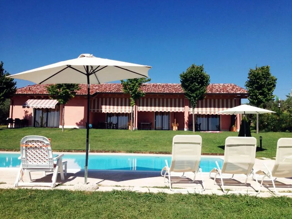 Ξενοδοχείο με διαμερίσματα Agriturismo Melograno D'Oro Μπαρντολίνο Ιταλία